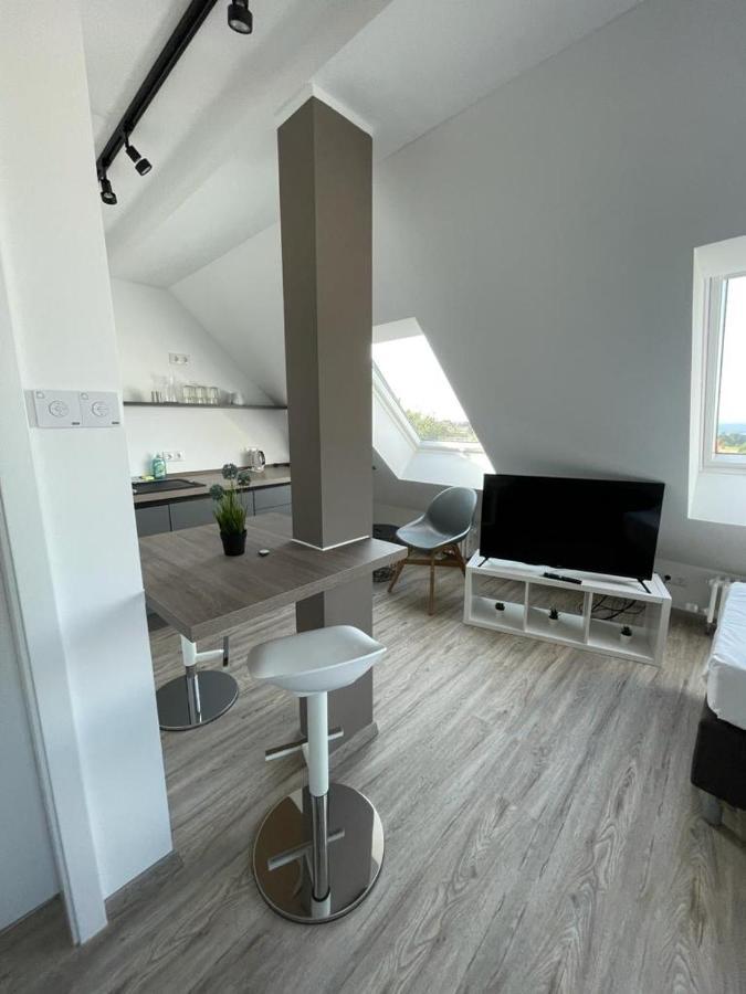 Gaestehaus Hirsch 93 Straubenhardt Экстерьер фото