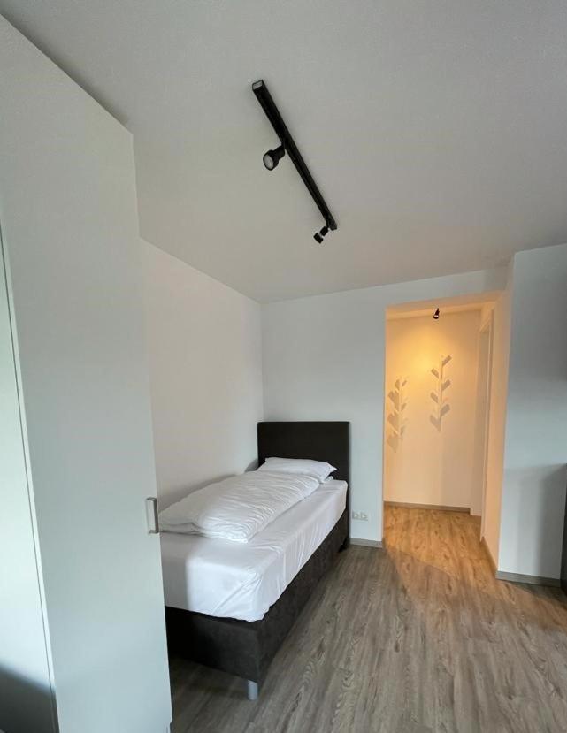 Gaestehaus Hirsch 93 Straubenhardt Экстерьер фото
