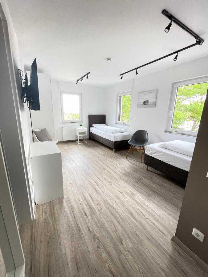 Gaestehaus Hirsch 93 Straubenhardt Экстерьер фото