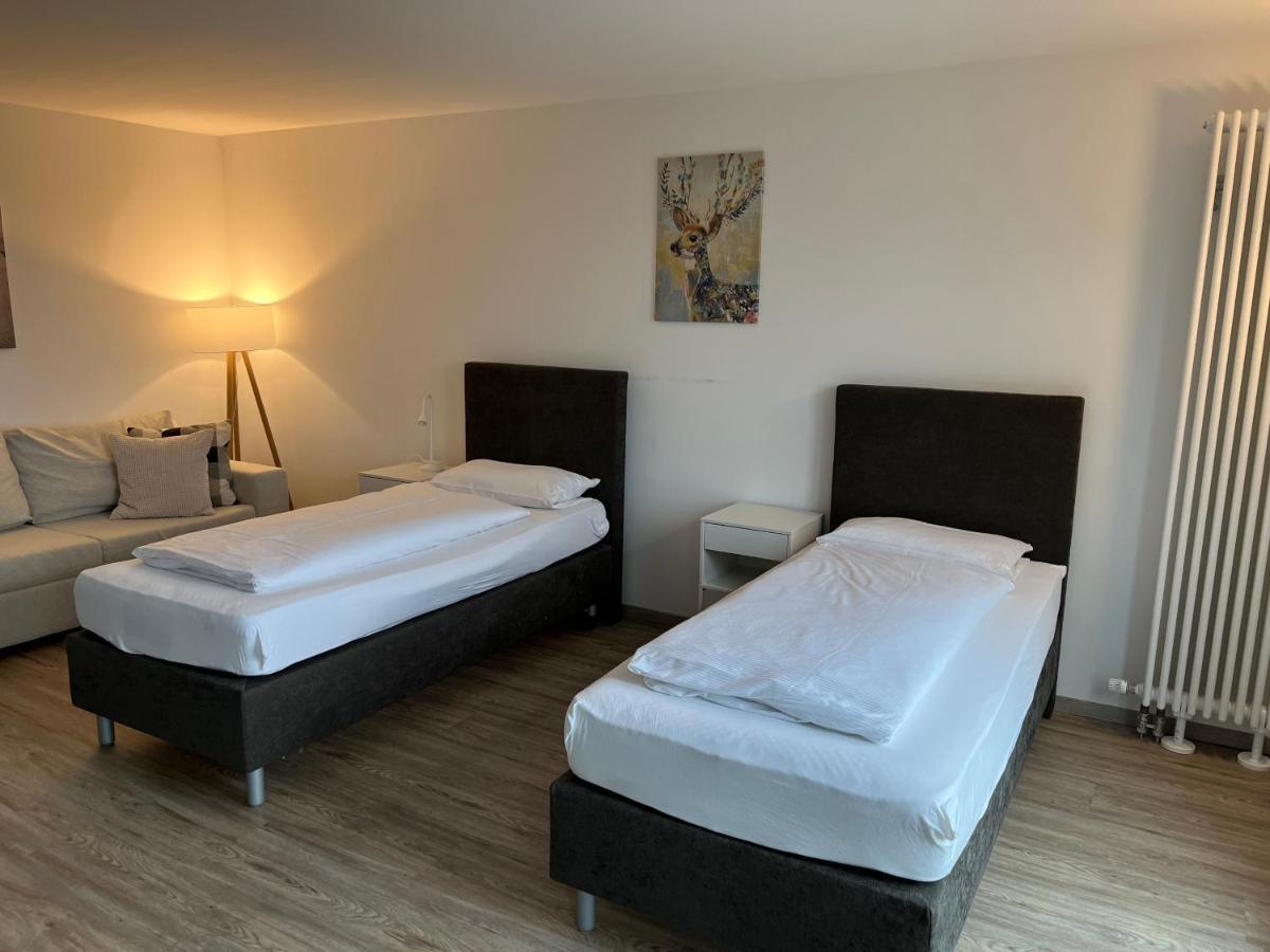 Gaestehaus Hirsch 93 Straubenhardt Экстерьер фото