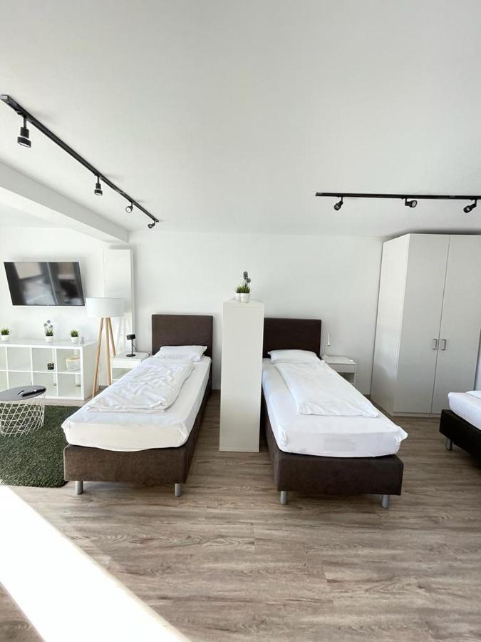 Gaestehaus Hirsch 93 Straubenhardt Экстерьер фото
