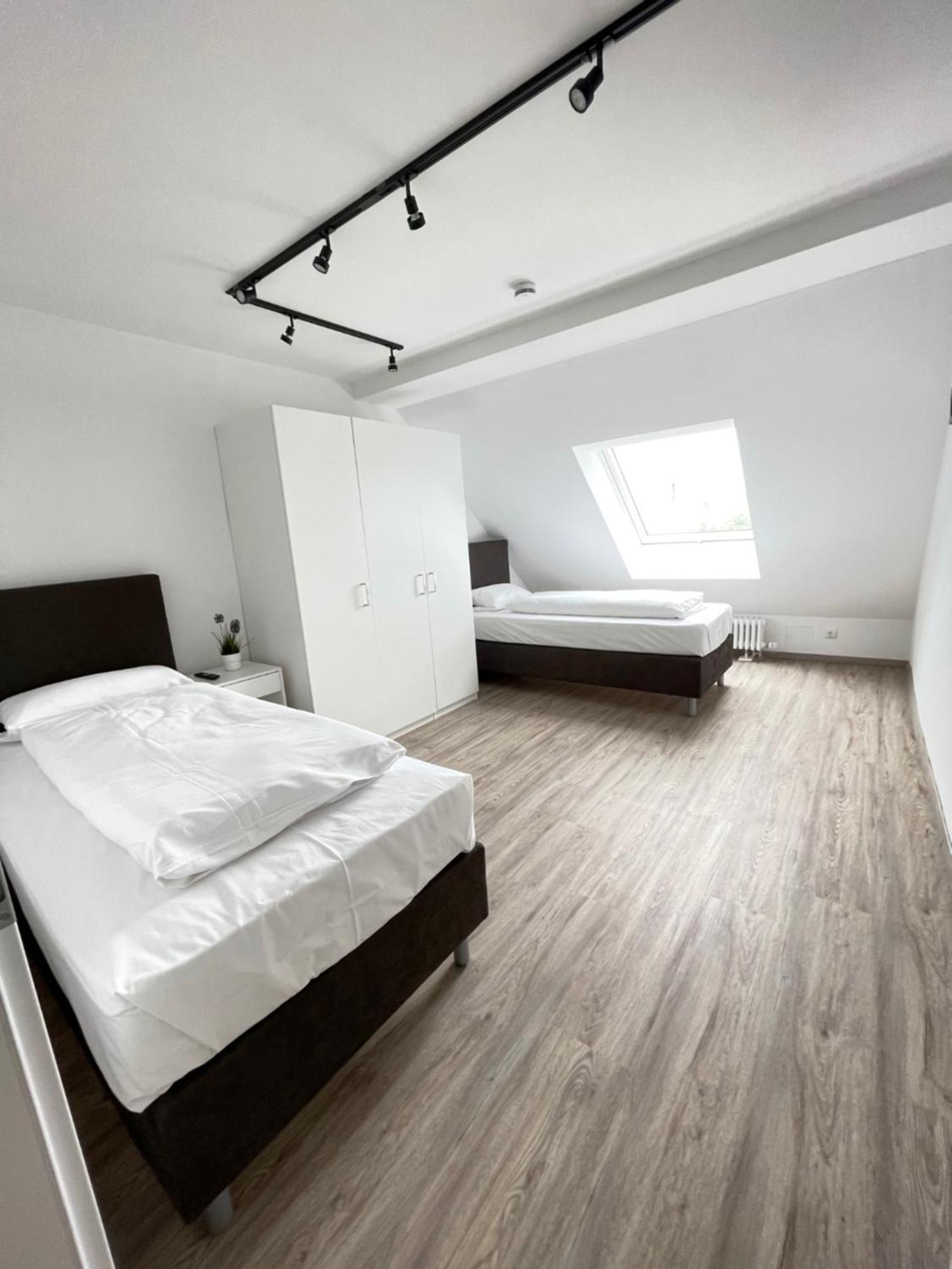 Gaestehaus Hirsch 93 Straubenhardt Экстерьер фото